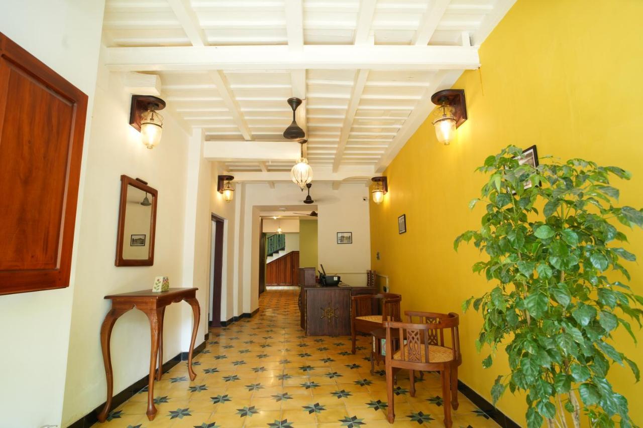 The Sunset Bay Hotel Fort Kochi Exterior foto